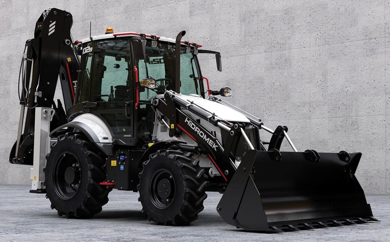 HIDROMEK backhoe loader