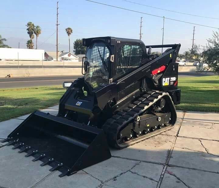 299D2 XHP Compact Track Loader